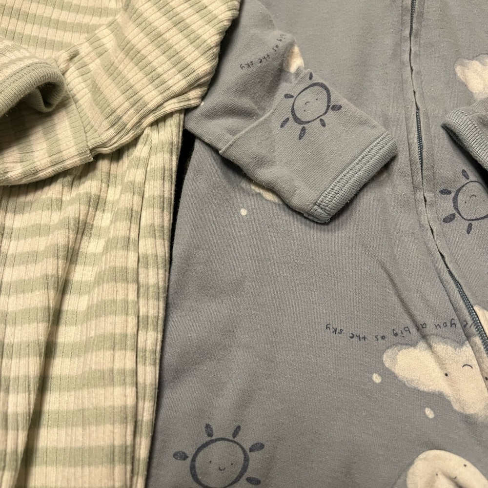 Carter's 3 sleeper bundle - Picture 2 of 4